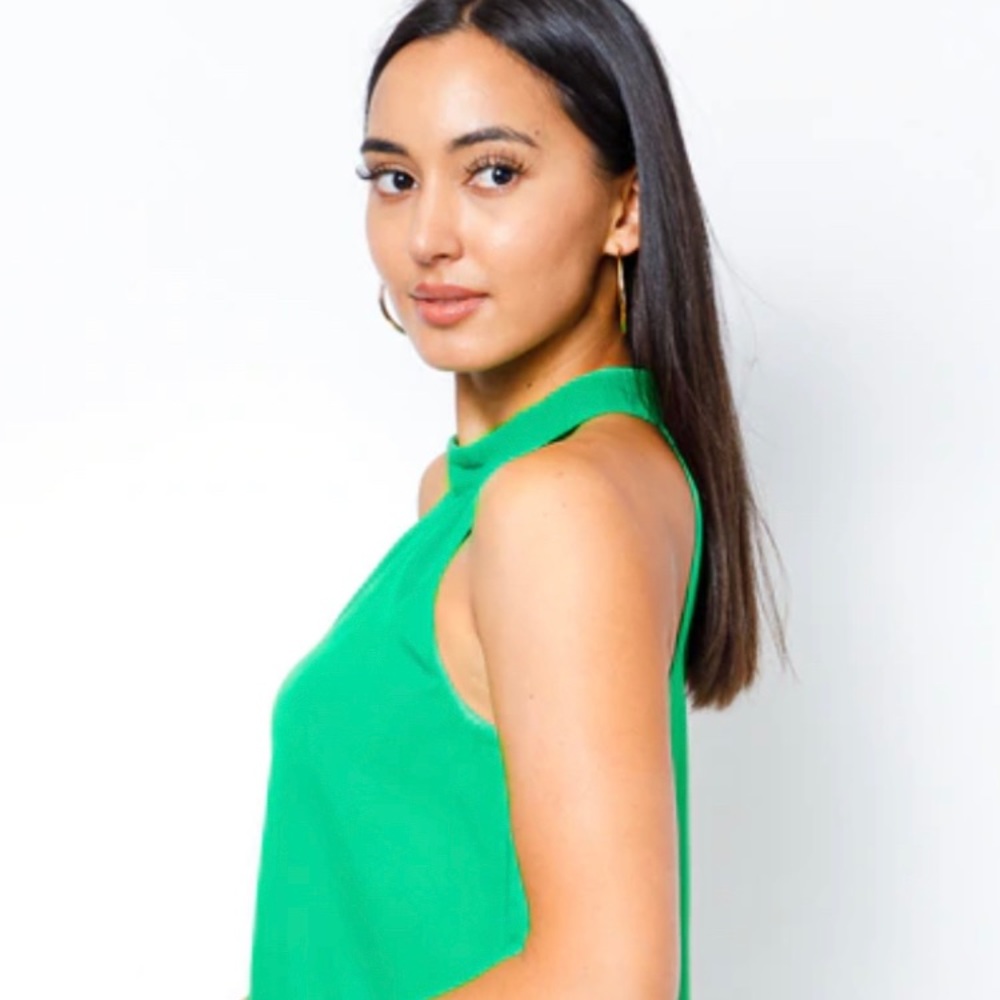 Green Sleeveless top